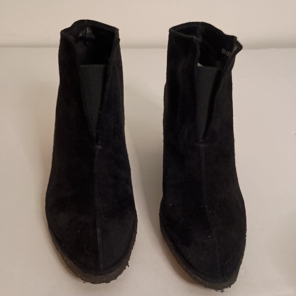 Stuart Weitzman Black Suede Booties Women’s Size 8 - Picture 13 of 14